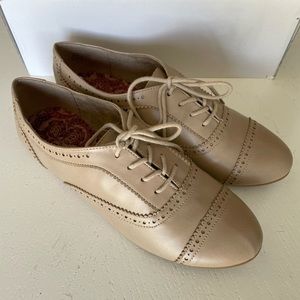 NWOT Cream Loafers from ALDO